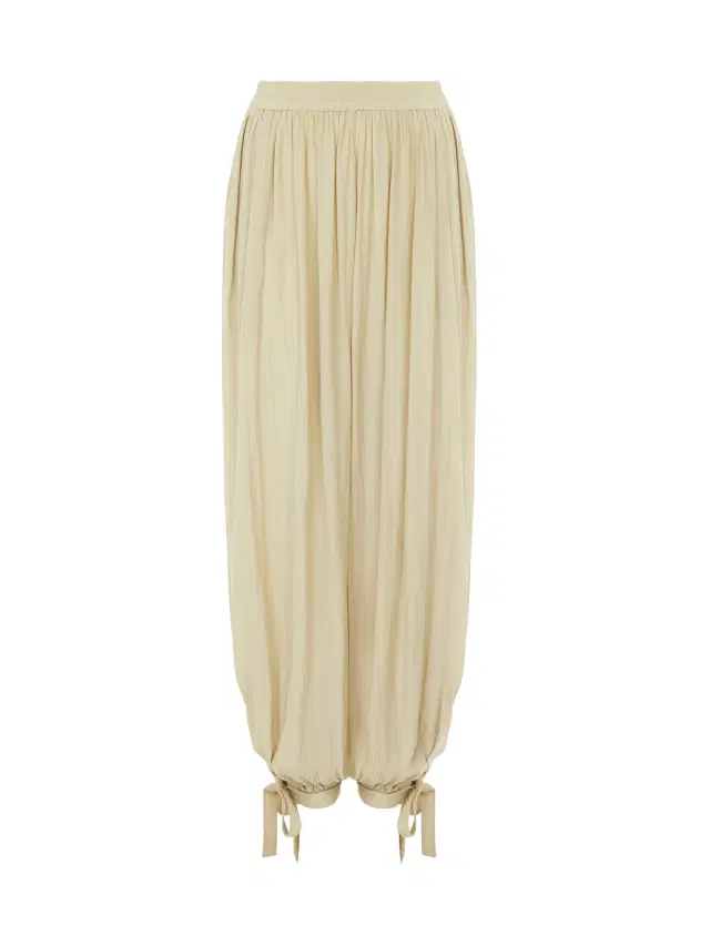 Chloe Fluid pleated pants in washed technical satin
