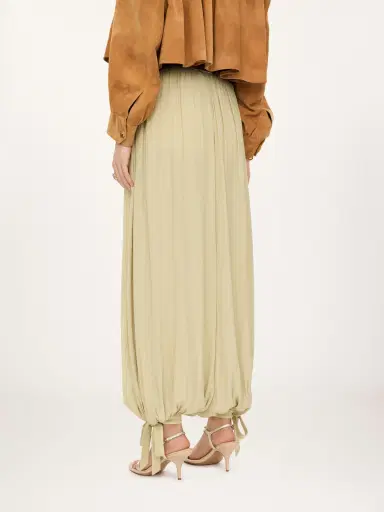 Chloé Fluid pleated pants in washed technical satin | Thumbnail 4