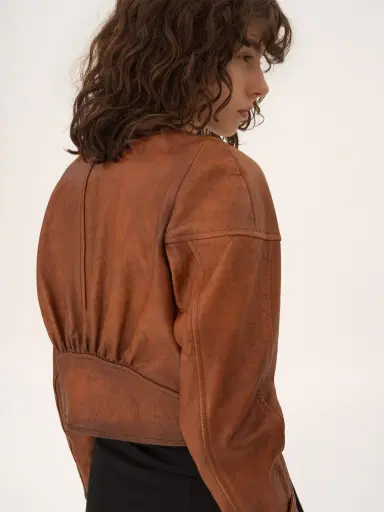 Chloé Cropped scoop-neck jacket in leather | Thumbnail 6