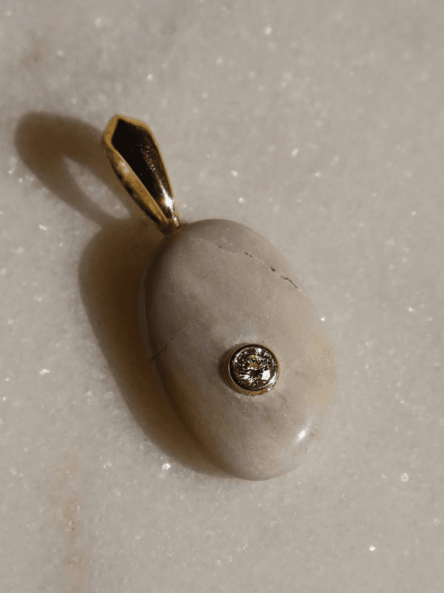 Costal Charm