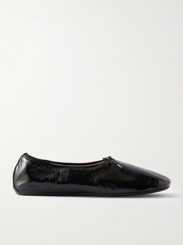 Bow-detailed gathered glossed crinkled-leather ballet flats