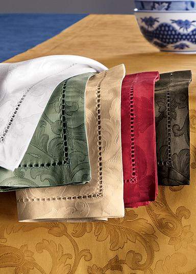 Sferra Acanthus Jacquard Napkins, Set of 4 | Thumbnail 2