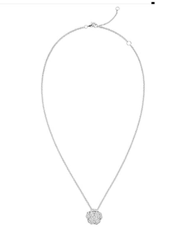 BOUTON DE CAMELIA NECKLACE