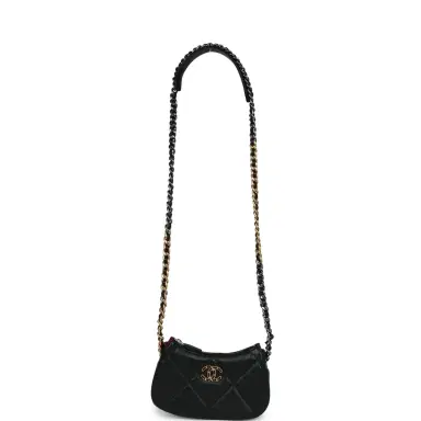 Chanel Chanel 19 Hobo Chain Clutch Bag Black Calfskin Mixed Metal Hardware | Thumbnail 8 Chanel Chanel 19 Hobo Chain Clutch Bag Black Calfskin Mixed Metal Hardware | Thumbnail 8