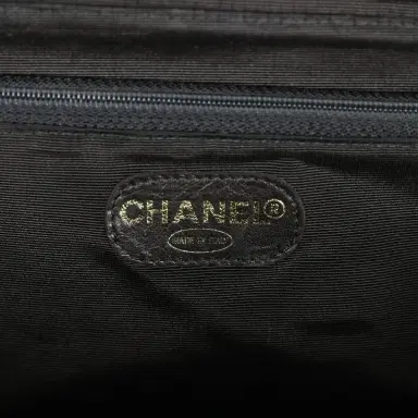 Chanel Vintage Chanel Flap Bag Black Wicker Gold Hardware | Thumbnail 9 Chanel Vintage Chanel Flap Bag Black Wicker Gold Hardware | Thumbnail 9