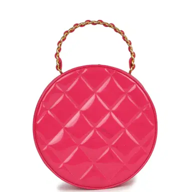 Chanel Vintage Chanel Round Vanity Bag Pink and Black Patent Leather Antique Gold Hardware | Thumbnail 4 Chanel Vintage Chanel Round Vanity Bag Pink and Black Patent Leather Antique Gold Hardware | Thumbnail 4