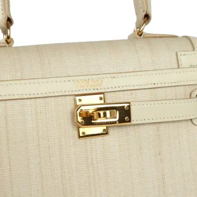 HERMÈS Vintage Hermes Kelly Sellier 20 Parchemin Crinoline and Box Gold Hardware | Thumbnail 8 HERMÈS Vintage Hermes Kelly Sellier 20 Parchemin Crinoline and Box Gold Hardware | Thumbnail 8
