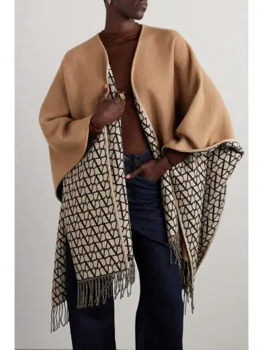 Valentino Garavani Fringed Wool, Silk And Cashmere-blend Poncho | Thumbnail 2 Valentino Garavani Fringed Wool, Silk And Cashmere-blend Poncho | Thumbnail 2