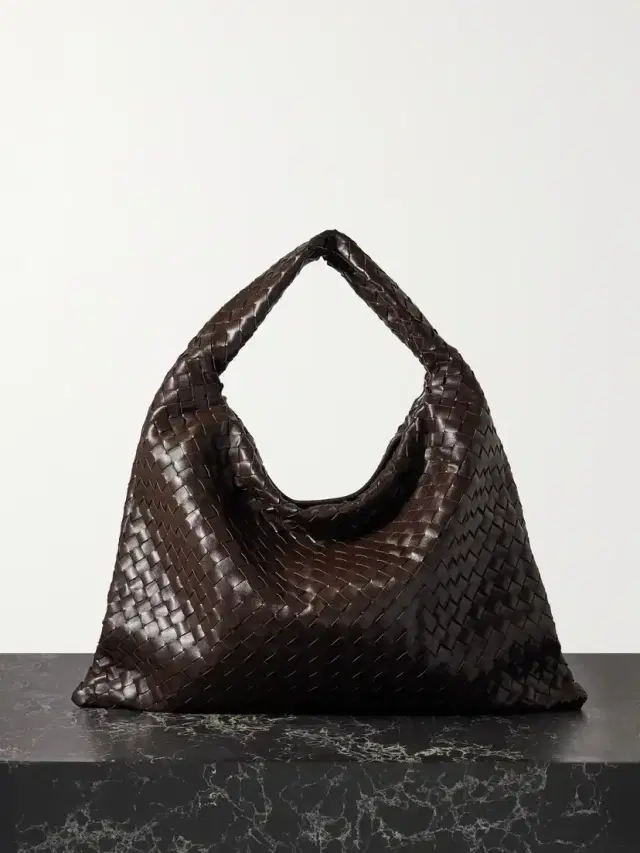 Hop Large Intrecciato Leather Tote