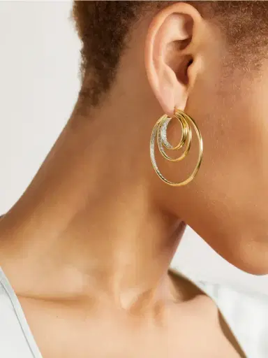 Yvonne Léon 9-karat Gold Diamond Hoop Earrings | Thumbnail 2 Yvonne Léon 9-karat Gold Diamond Hoop Earrings | Thumbnail 2