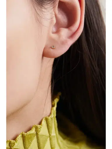 Jennifer Meyer Mini Bezel 18-karat Gold Diamond Earrings | Thumbnail 2 Jennifer Meyer Mini Bezel 18-karat Gold Diamond Earrings | Thumbnail 2