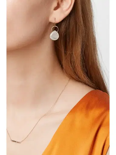 Melissa Joy Manning 14-karat Gold Moonstone Earrings | Thumbnail 2 Melissa Joy Manning 14-karat Gold Moonstone Earrings | Thumbnail 2