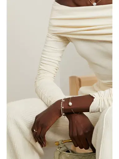 Mizuki 14-karat Gold, Pearl And Diamond Cuff | Thumbnail 4 Mizuki 14-karat Gold, Pearl And Diamond Cuff | Thumbnail 4