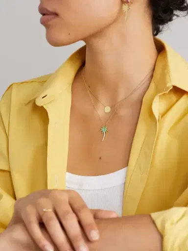 Jennifer Meyer Mini Hammered Disc 18-karat Gold Necklace | Thumbnail 5 Jennifer Meyer Mini Hammered Disc 18-karat Gold Necklace | Thumbnail 5