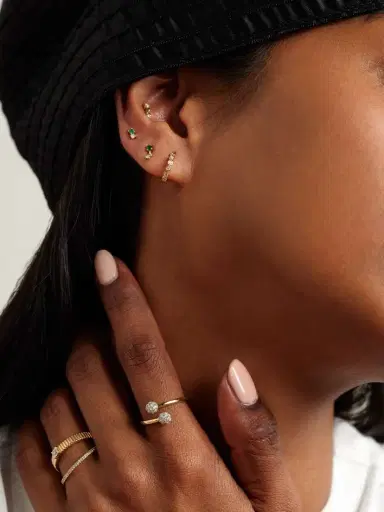 STONE AND STRAND 10-karat Gold Diamond Hoop Earrings | Thumbnail 4 STONE AND STRAND 10-karat Gold Diamond Hoop Earrings | Thumbnail 4