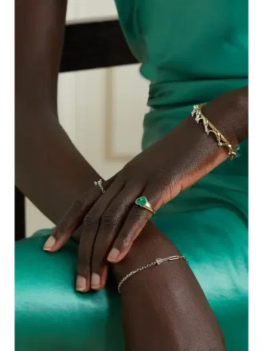 Yvonne Léon 9-karat Gold, Malachite And Diamond Signet Ring | Thumbnail 6 Yvonne Léon 9-karat Gold, Malachite And Diamond Signet Ring | Thumbnail 6