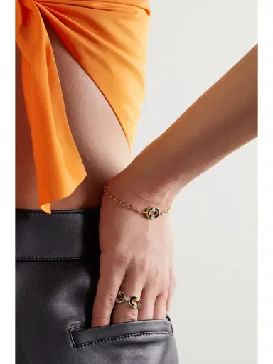 Viltier Magnetic Enchainee 18-karat Gold, Diamond And Onyx Ring | Thumbnail 2 Viltier Magnetic Enchainee 18-karat Gold, Diamond And Onyx Ring | Thumbnail 2
