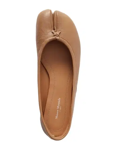 Maison Margiela Tabi Split-toe Leather Ballet Flats | Thumbnail 1 Maison Margiela Tabi Split-toe Leather Ballet Flats | Thumbnail 1
