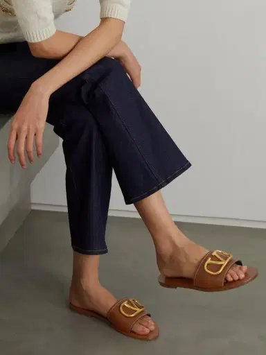 Valentino Garavani Vlogo Textured-leather Slides | Thumbnail 2 Valentino Garavani Vlogo Textured-leather Slides | Thumbnail 2