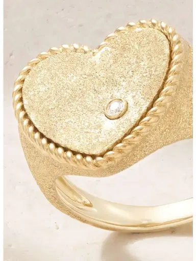 Yvonne Léon Coeur Pailletee 9-karat Gold Diamond Ring | Thumbnail 4 Yvonne Léon Coeur Pailletee 9-karat Gold Diamond Ring | Thumbnail 4