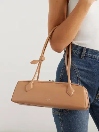 Alaïa Le Teckel Leather Shoulder Bag | Thumbnail 2 Alaïa Le Teckel Leather Shoulder Bag | Thumbnail 2