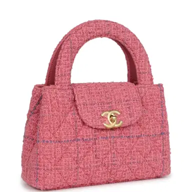Chanel Chanel Small Kelly Shopper Pink Tweed Brushed Gold Hardware | Thumbnail 2 Chanel Chanel Small Kelly Shopper Pink Tweed Brushed Gold Hardware | Thumbnail 2