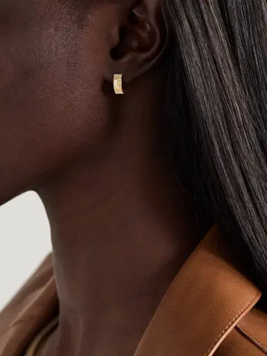 Foundrae Initial 18-karat Gold Diamond Single Hoop Earring | Thumbnail 2 Foundrae Initial 18-karat Gold Diamond Single Hoop Earring | Thumbnail 2