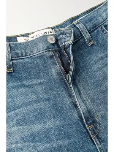 Nili Lotan Emerson High-rise Tapered Jeans | Thumbnail 5 Nili Lotan Emerson High-rise Tapered Jeans | Thumbnail 5