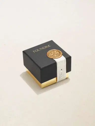 Foundrae Internal Compass 1-karat Gold And Enamel Signet Ring | Thumbnail 6 Foundrae Internal Compass 1-karat Gold And Enamel Signet Ring | Thumbnail 6