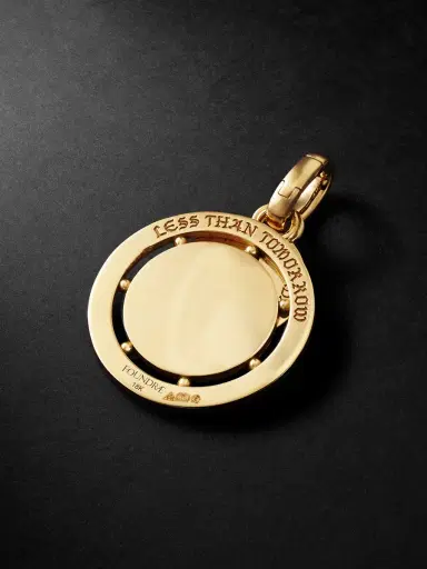 Foundrae L'Eternelle Chanson Couplet 18-Karat Gold and Enamel Pendant - Men | Thumbnail 3 Foundrae L'Eternelle Chanson Couplet 18-Karat Gold and Enamel Pendant - Men | Thumbnail 3
