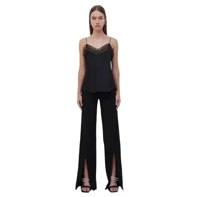 Signature Ariah Pant Signature Ariah Pant