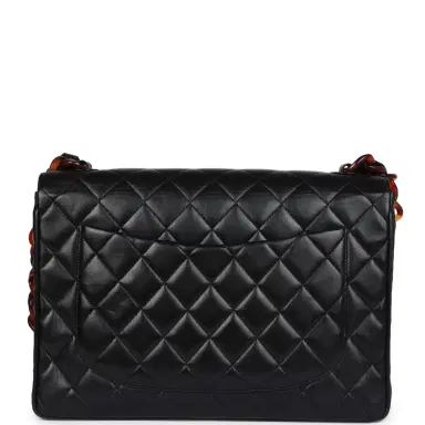 Chanel Vintage Chanel Jumbo Single Flap Bag Black Lambskin Tortoiseshell Hardware | Thumbnail 5 Chanel Vintage Chanel Jumbo Single Flap Bag Black Lambskin Tortoiseshell Hardware | Thumbnail 5
