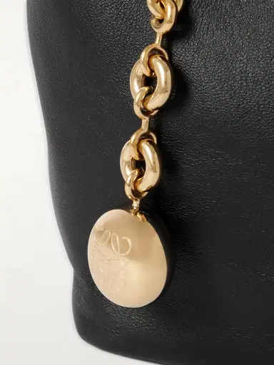 Loewe Squeeze Small Chain-embellished Gathered Leather Shoulder Bag | Thumbnail 4 Loewe Squeeze Small Chain-embellished Gathered Leather Shoulder Bag | Thumbnail 4