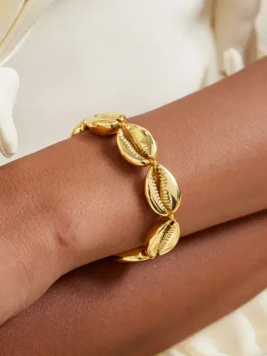 TOHUM Large Gold-plated Shell Bracelet | Thumbnail 2 TOHUM Large Gold-plated Shell Bracelet | Thumbnail 2