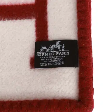 HERMÈS Hermes "Classic Avalon" Ecru and Rouge Blanket | Thumbnail 4 HERMÈS Hermes "Classic Avalon" Ecru and Rouge Blanket | Thumbnail 4