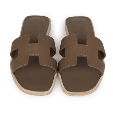 HERMÈS Hermes Oran Sandals Etoupe Epsom 35 | Thumbnail 2 HERMÈS Hermes Oran Sandals Etoupe Epsom 35 | Thumbnail 2