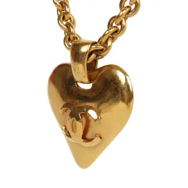 Chanel Vintage Chanel Gold CC Heart Pendant Necklace Gold Hardware | Thumbnail 4 Chanel Vintage Chanel Gold CC Heart Pendant Necklace Gold Hardware | Thumbnail 4