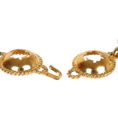 Chanel Vintage Chanel Round Cutout Lucky Charms Chain Belt Gold Metal | Thumbnail 7 Chanel Vintage Chanel Round Cutout Lucky Charms Chain Belt Gold Metal | Thumbnail 7