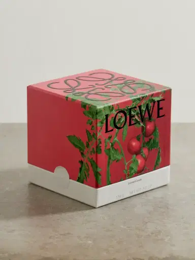 LOEWE PERFUMES Tomato Leaves Small Scented Candle, 170g | Thumbnail 3 LOEWE PERFUMES Tomato Leaves Small Scented Candle, 170g | Thumbnail 3