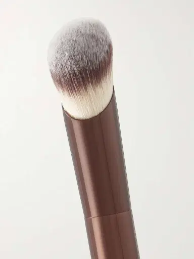Hourglass Ambient Soft Glow Foundation Brush | Thumbnail 3 Hourglass Ambient Soft Glow Foundation Brush | Thumbnail 3