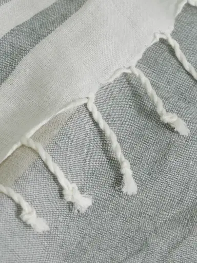Brunello Cucinelli Fringed Striped Linen Throw | Thumbnail 3 Brunello Cucinelli Fringed Striped Linen Throw | Thumbnail 3