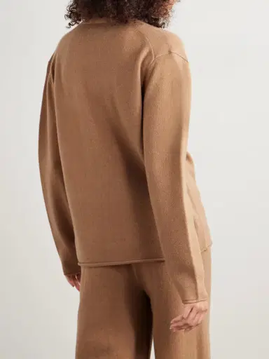 Guest In Residence Everywear Oversized Cashmere Cardigan | Thumbnail 4 Guest In Residence Everywear Oversized Cashmere Cardigan | Thumbnail 4