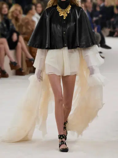 Chloé Cropped Leather Cape | Thumbnail 5 Chloé Cropped Leather Cape | Thumbnail 5
