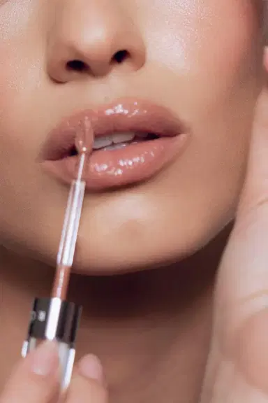 RÓEN Kiss My Liquid Lip Balm - Lola | Thumbnail 3 RÓEN Kiss My Liquid Lip Balm - Lola | Thumbnail 3