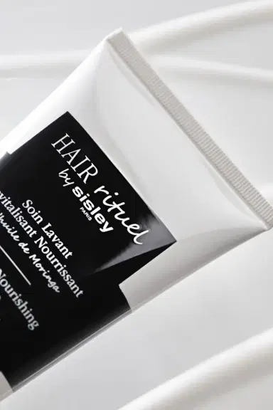Sisley Revitalizing Nourishing Shampoo | Thumbnail 5 Sisley Revitalizing Nourishing Shampoo | Thumbnail 5