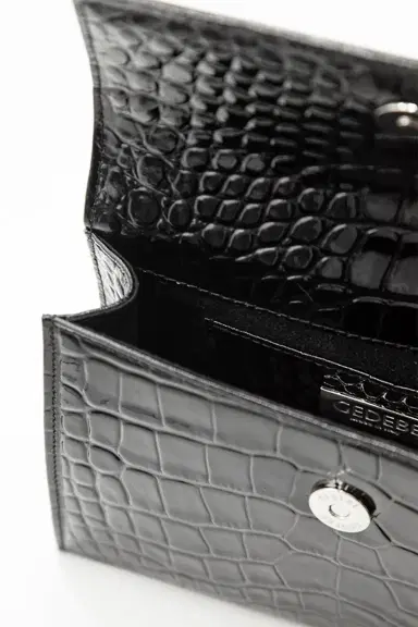 GEDEBE Sophie Bag - Glossy | Thumbnail 7 GEDEBE Sophie Bag - Glossy | Thumbnail 7