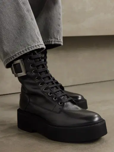 Roger Vivier Buckle-embellished Leather Ankle Boots | Thumbnail 2 Roger Vivier Buckle-embellished Leather Ankle Boots | Thumbnail 2