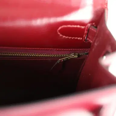 HERMÈS Vintage Hermes Kelly Sellier 28 Rouge H Box Gold Hardware | Thumbnail 9 HERMÈS Vintage Hermes Kelly Sellier 28 Rouge H Box Gold Hardware | Thumbnail 9