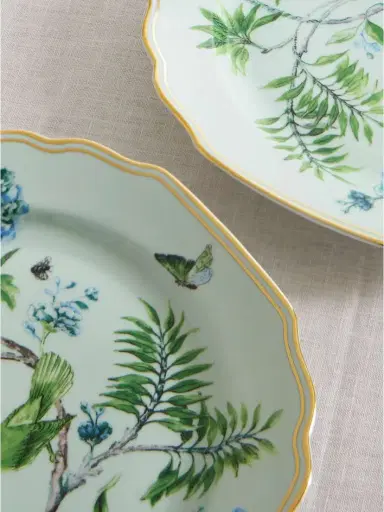Aquazzura Casa Secret Garden Set Of Two Gold-plated Printed Porcelain Dessert Plates | Thumbnail 3 Aquazzura Casa Secret Garden Set Of Two Gold-plated Printed Porcelain Dessert Plates | Thumbnail 3