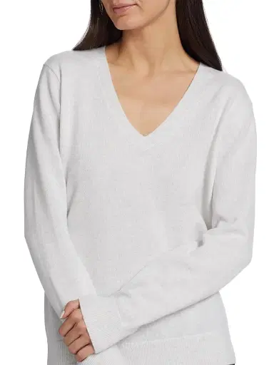 Vince Women's Weekend V-Neck Cashmere Sweater | Thumbnail 6 Vince Women's Weekend V-Neck Cashmere Sweater | Thumbnail 6